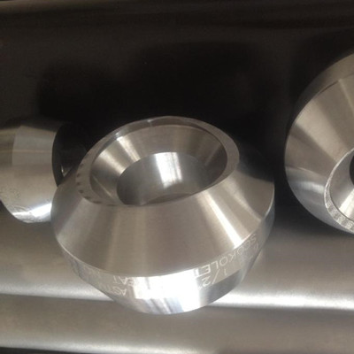 ASTM A105N Sockolet, SW, 3000 LB, 3/4IN x 4IN
