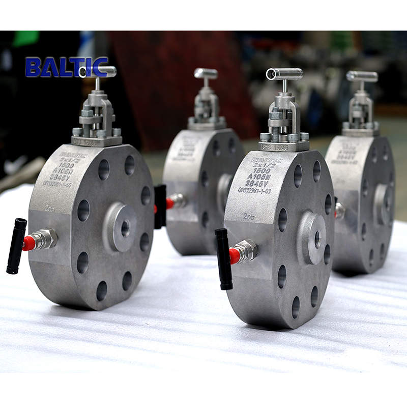 DBB Monoflange Valve, 2 Inch, 1500 LB, A105N, RTJ X F-NPT