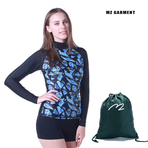 Long sleeve women's rash guard