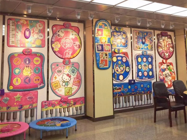 showroom of Sunlin playmats