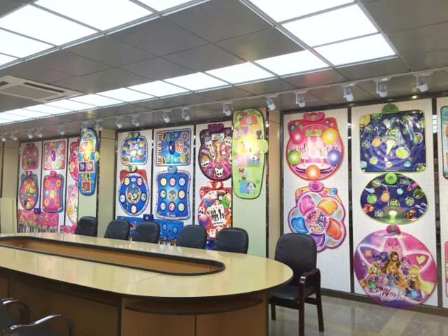 showroom of Sunlin playmat