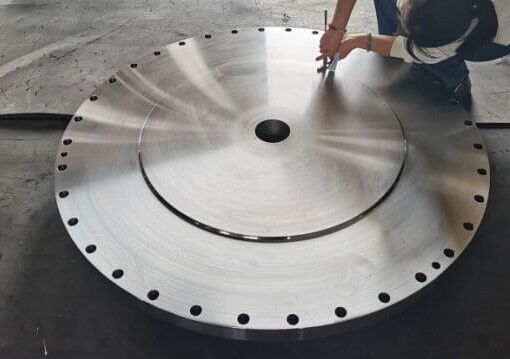 Фланцы сосуда давления