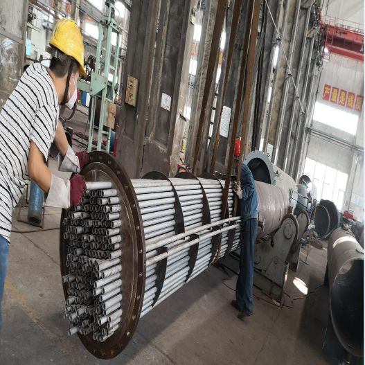 Paquete de tubos de intercambiador de calor de vapor ASTM A182 F53 para Kazajstán