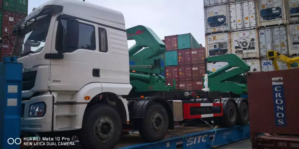 Two units of sidelifter truck will be shipped out to Philippines