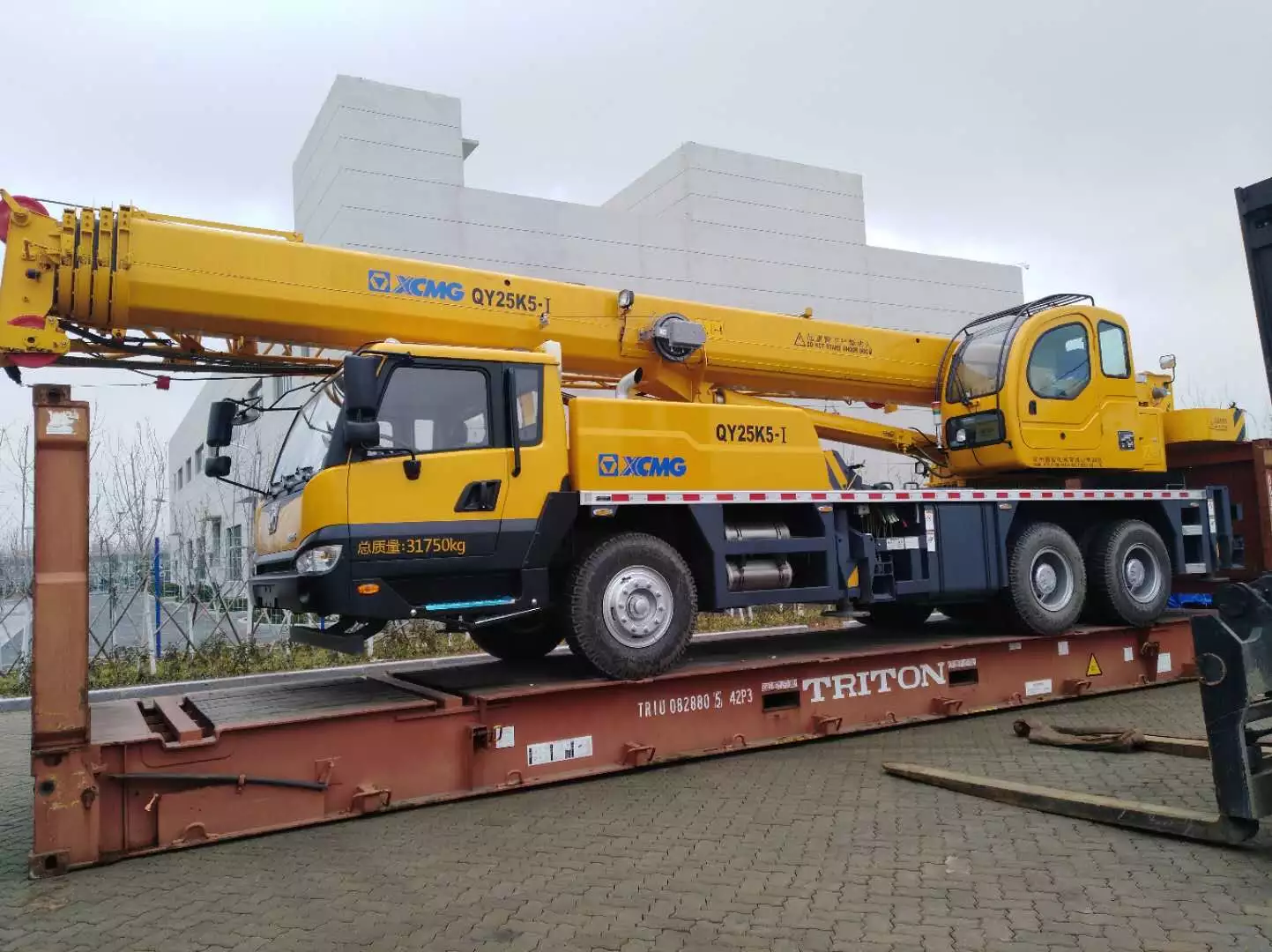 One unit of XCMG truck crane will be shipped to our Philippine customer