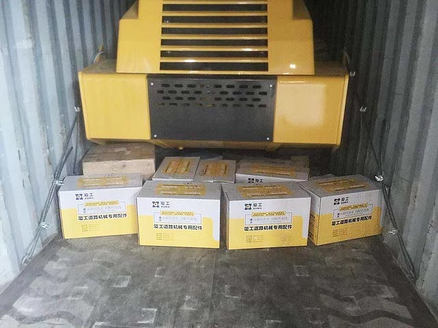 justsun-truck-delivered-a-road-roller-to-kenya-3