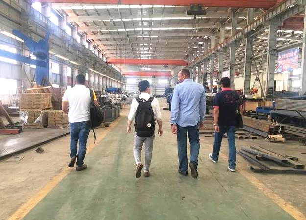 egyptian-customers-visiting-justsun-s-factory-01