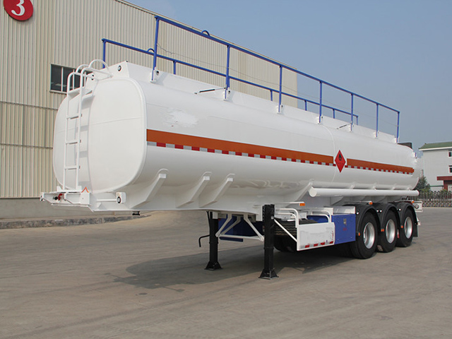 Fuel Tank Trailer, 45 m3, Curb Weight 10 Ton, 3-axle