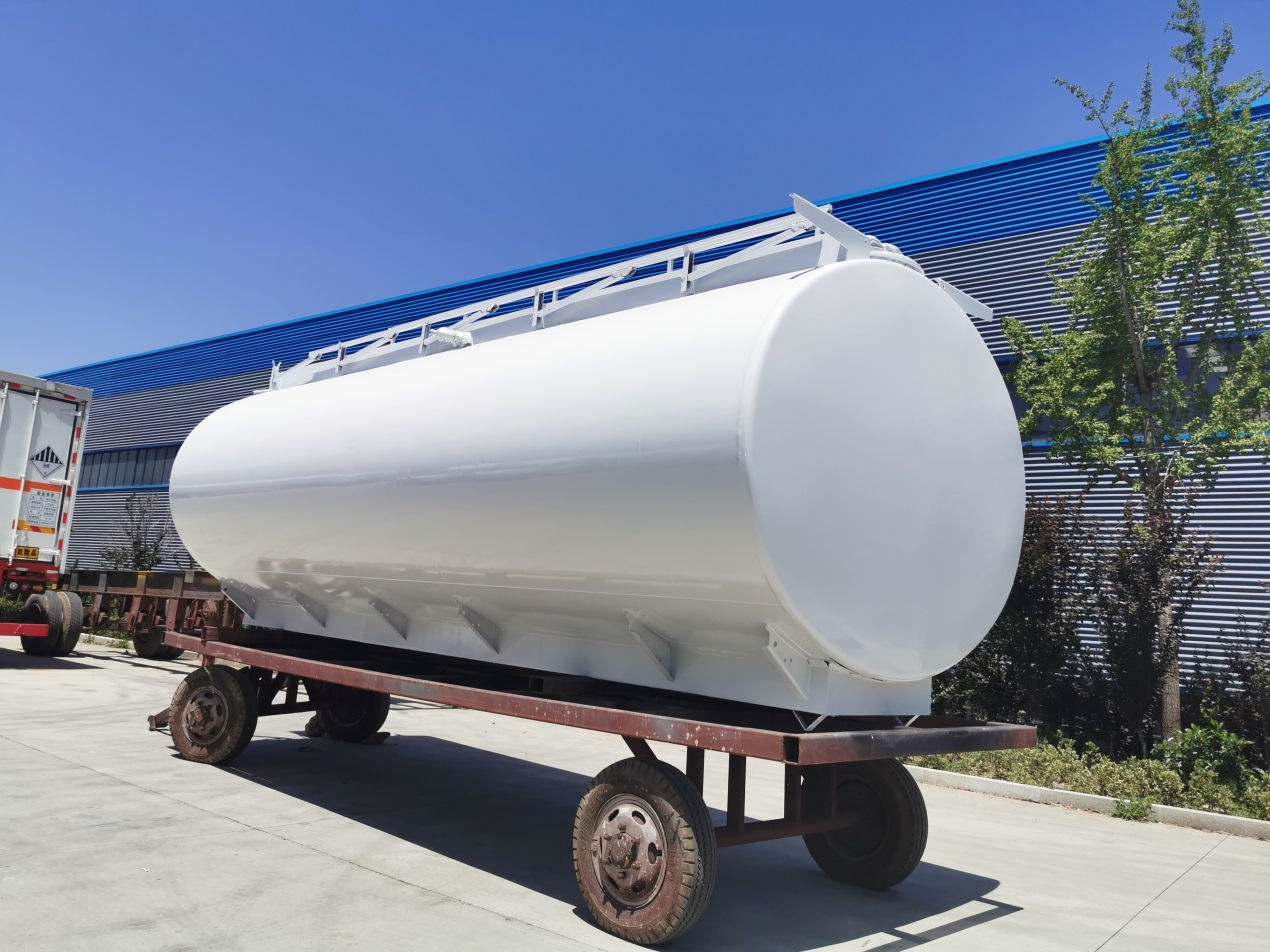 40 KL Fuel Tanker Semi Trailer, 3 Axle
