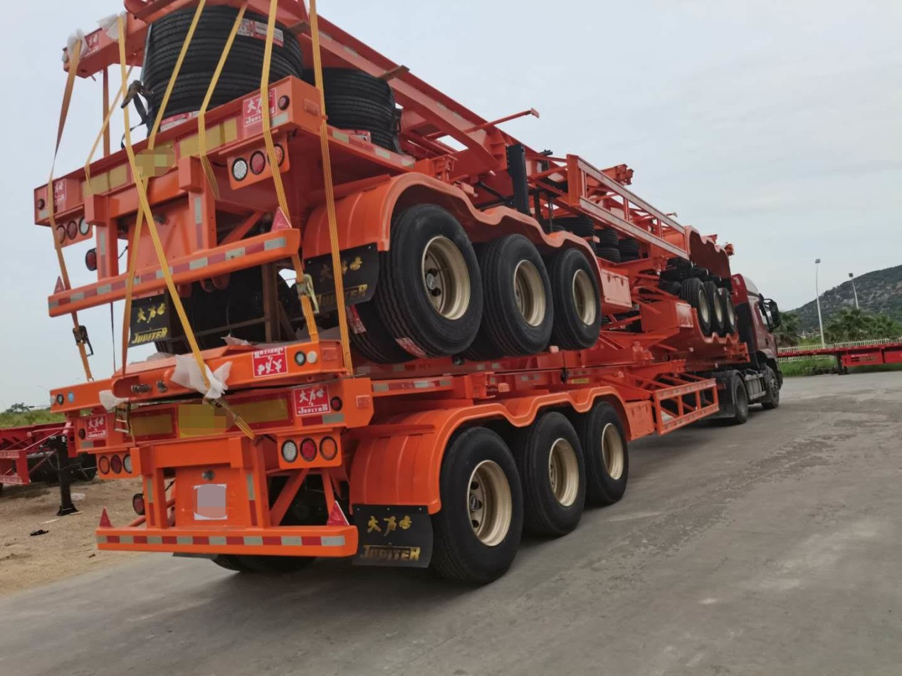 Skeletal Semi Trailer