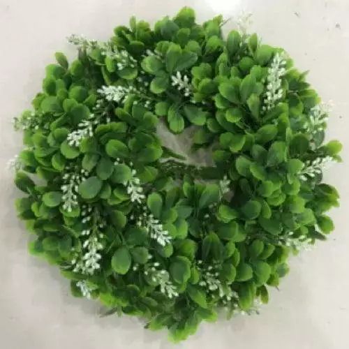 Green Artificial Wreath With Thick Leaves, 13.4 inch
