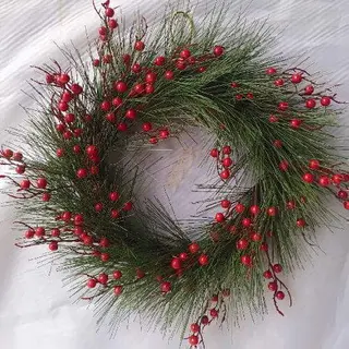 Green Red Wreath Berries Xmas Decoration, 50 CM