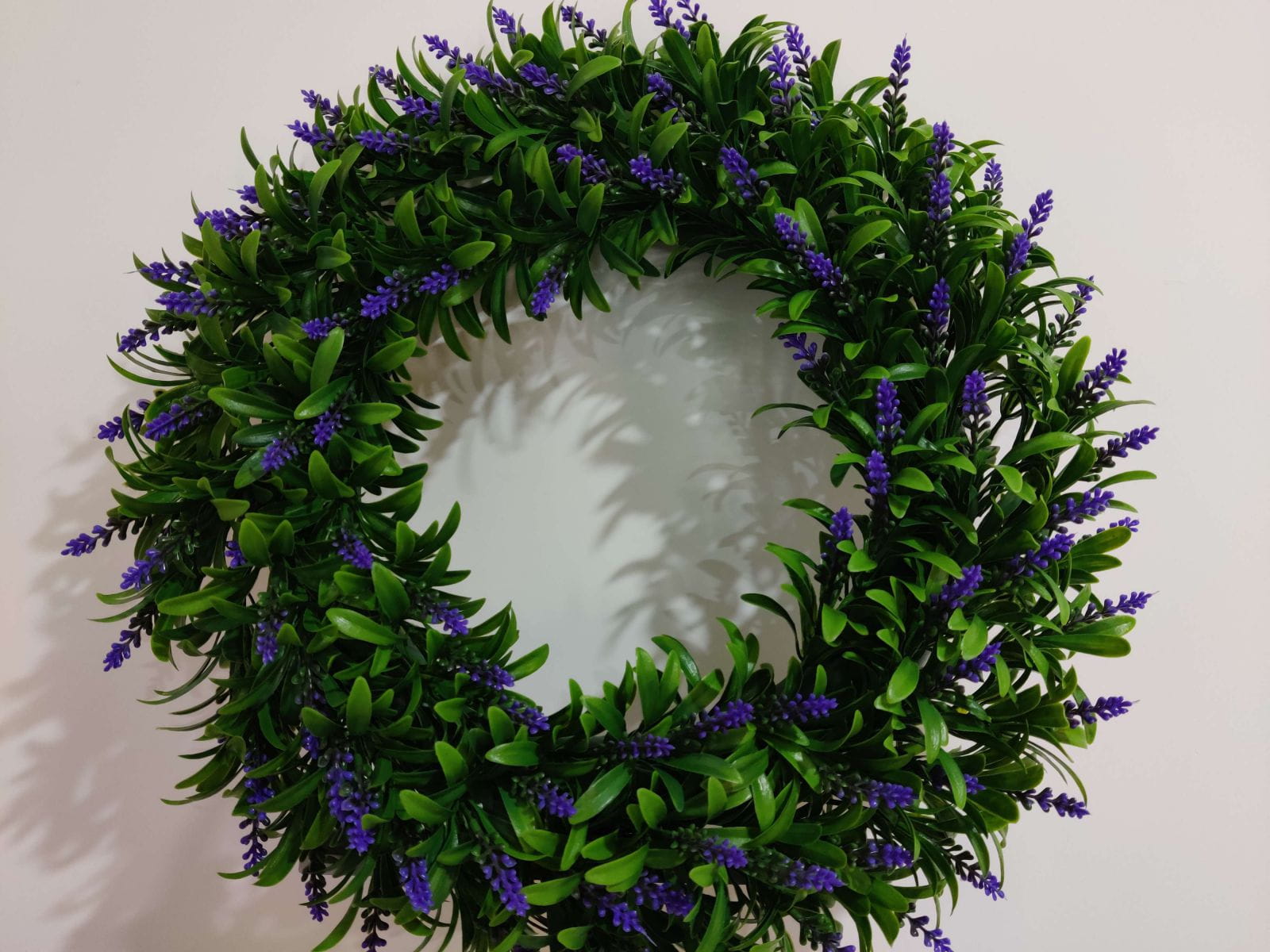 Artificial Plastic Flower Wreath, 46 CM, No Peculiar Smell