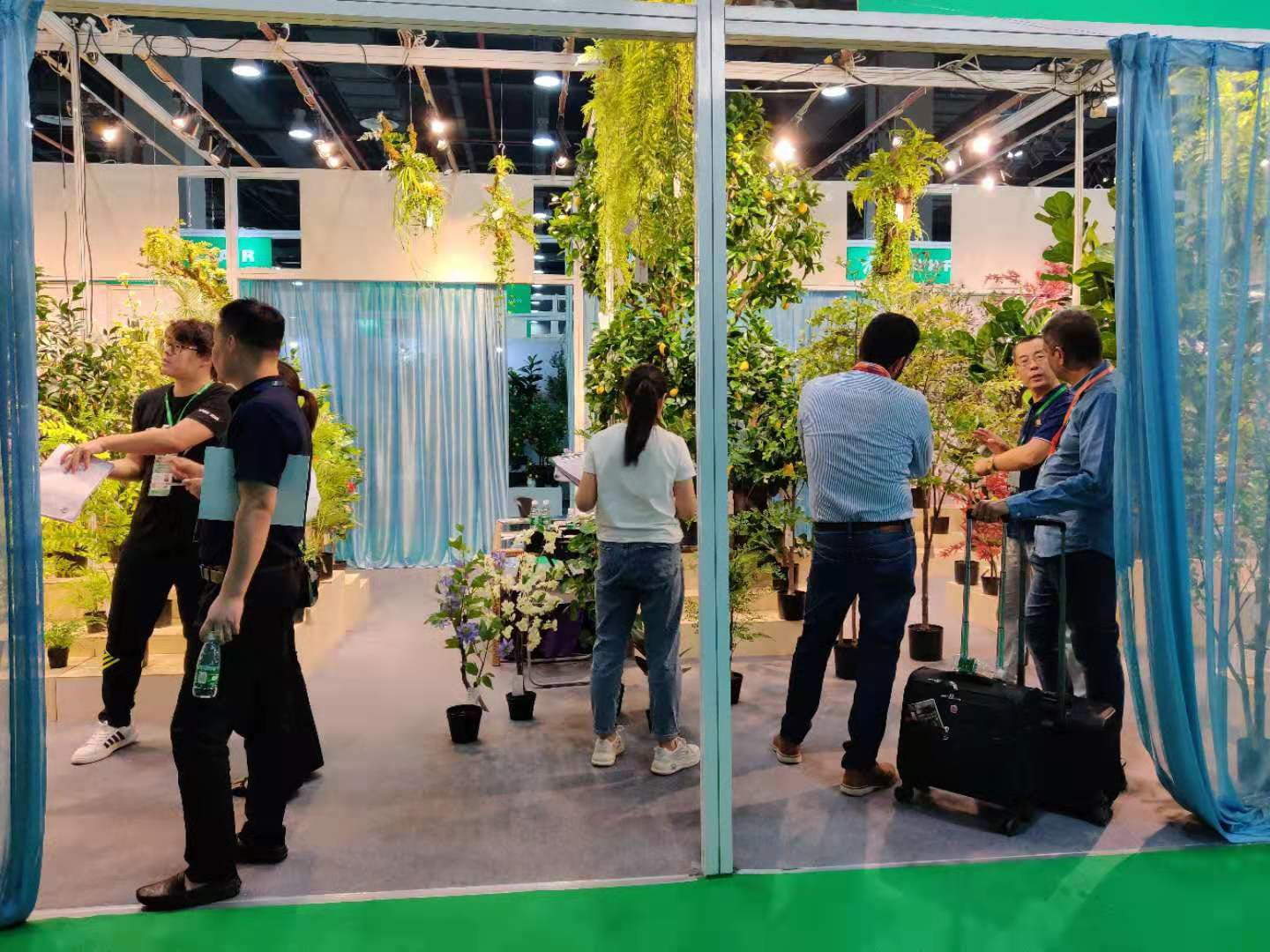 2019 CAWH Fair Guangzhou China Import and Export World Fair Sharetrade Artificial Plants