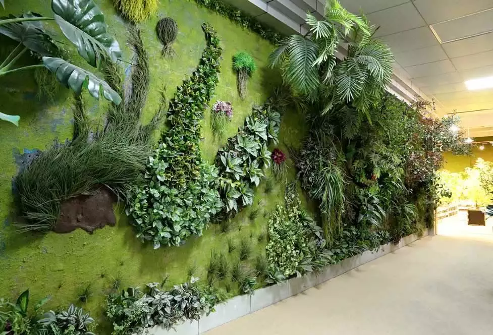 Installation Technology of Plant Walls
