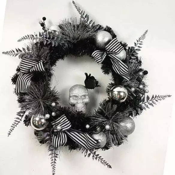 Halloween Wreath, Black, Silver