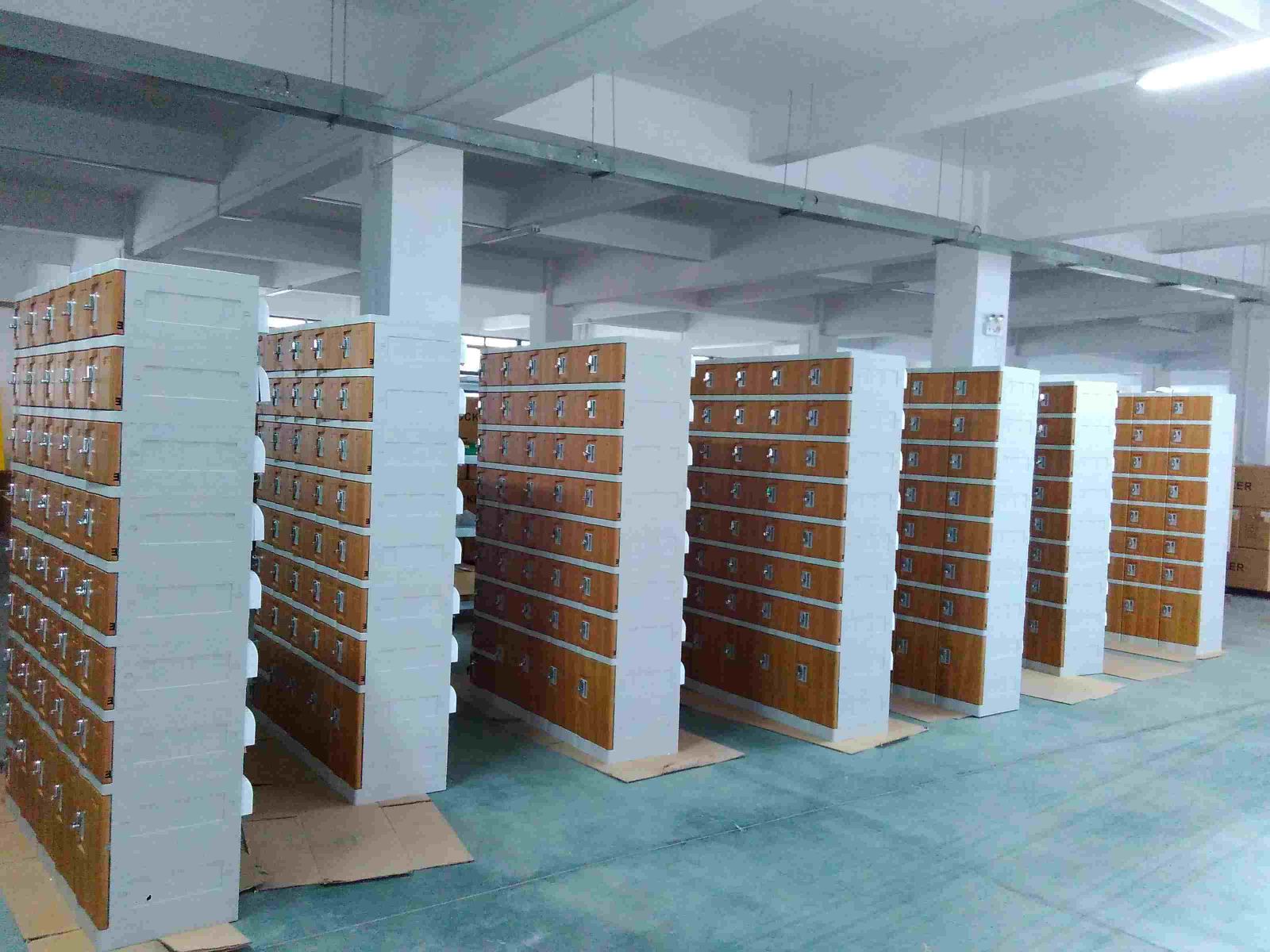 TOPPLA Charging Locker