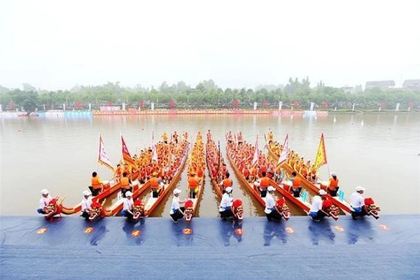 The Origin of The Chinese Dragon Boat Festival