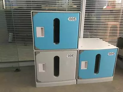 Strong Plastic Lockers by Injection Technology