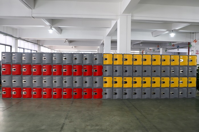Toppla Toppla' Plastic Lockers