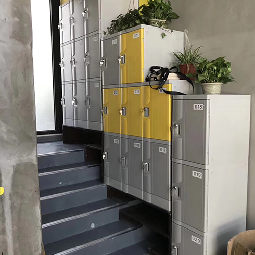 abs-plastic-locker-t-320s-50-four-tiers-plastic-school-lockers-grey-and-yellow.jpg