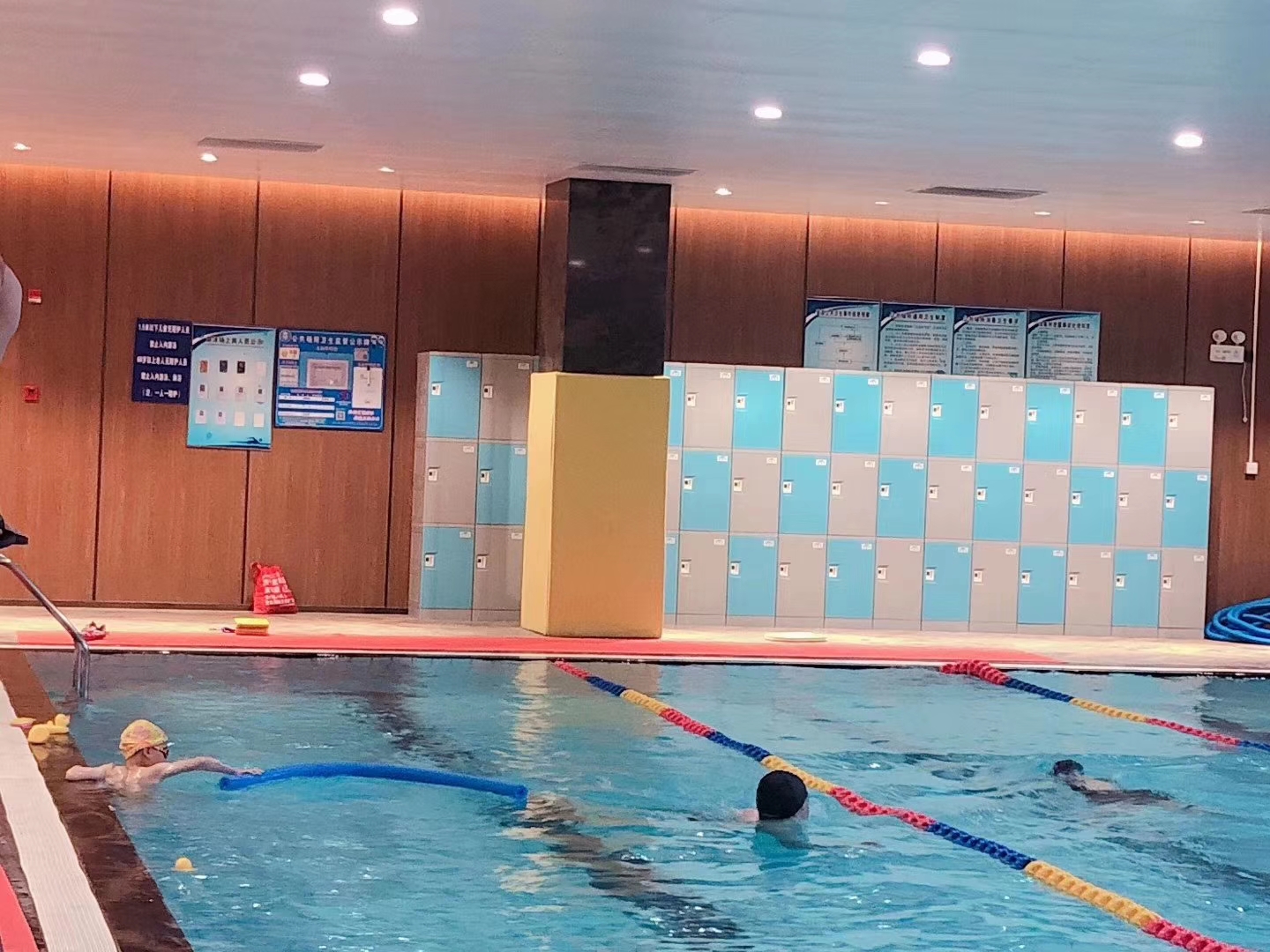 Anti-moisture Swimming Pool Plastic Lockers