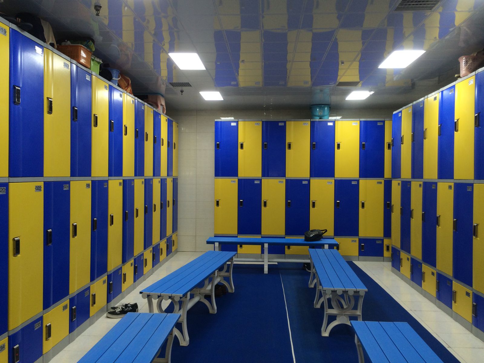 ABS Plastic Water-park Lockers, Waterproofing, Knocked-down