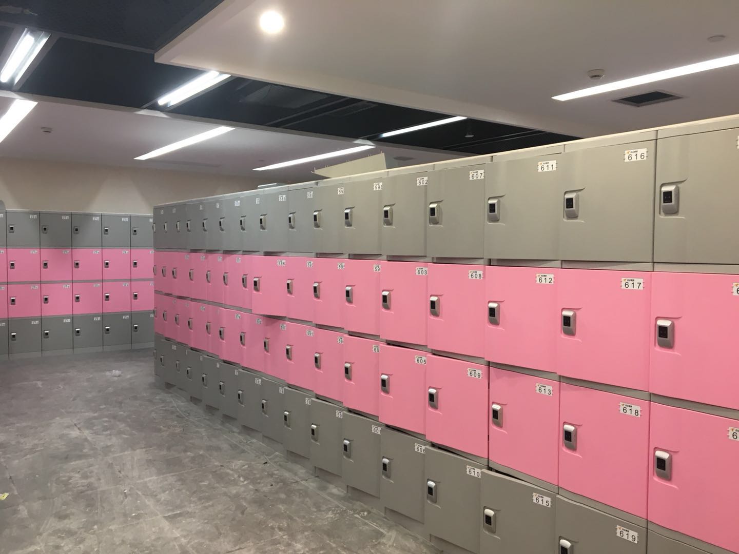 Hospital Lockers