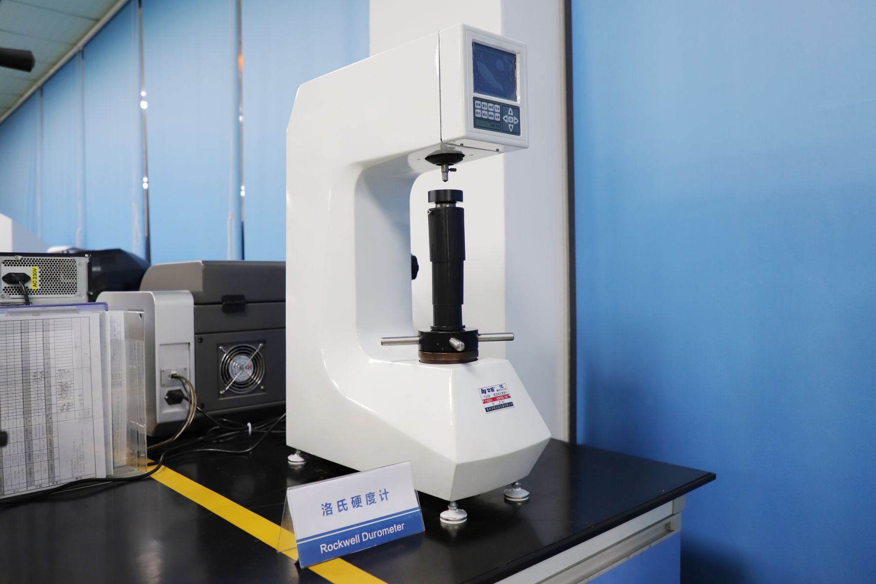 Roc hardness tester