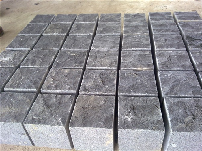 Nature Split Surface Black Basalt