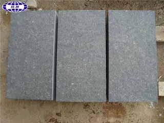 Grey Flamed Basalt Tiles, Grey Basalt Cubes, Basalt Stone Pavers