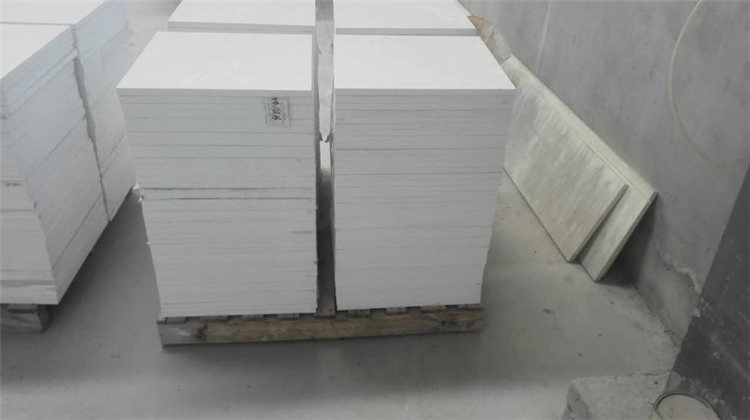 Pure White Engineered Quartz Stone Wall or Floor Tiles, 24 X 24 MM