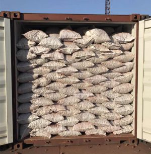 Red Lava Stone, 20 Kg/bag Container Loading