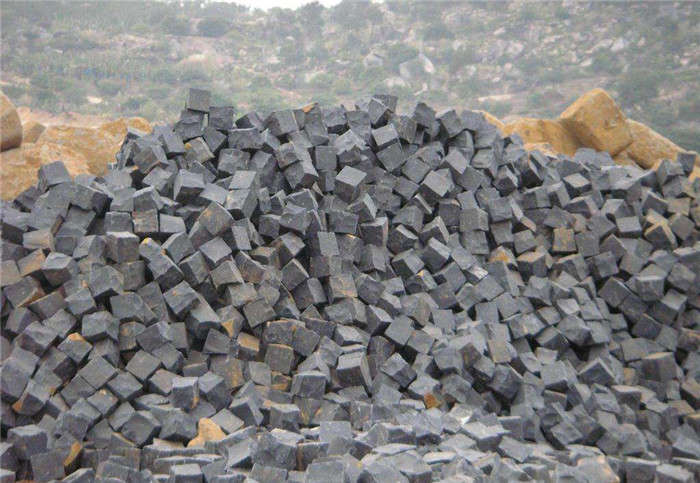 Black Basalt Paving Stone