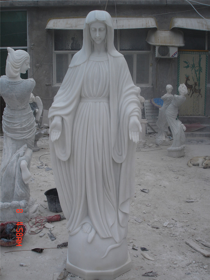 Marble Christus Statue