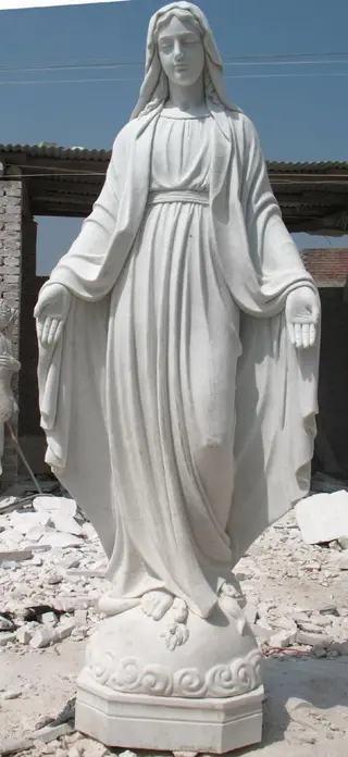 Marble Christus Statue