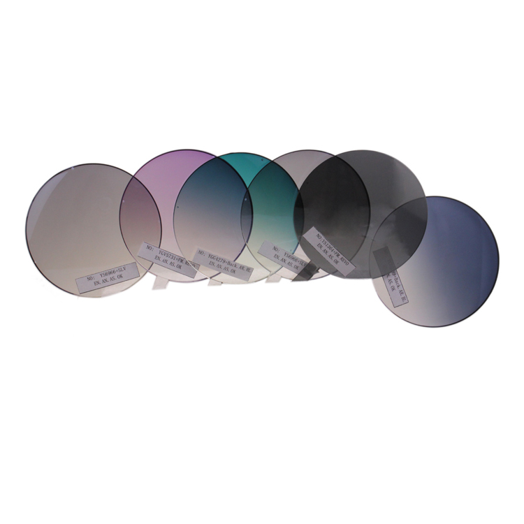 Nylon Lens