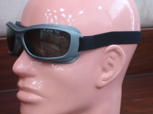 military-safety-goggles-bulletproof-black-anti-fog-tpu-frame-sample.jpg