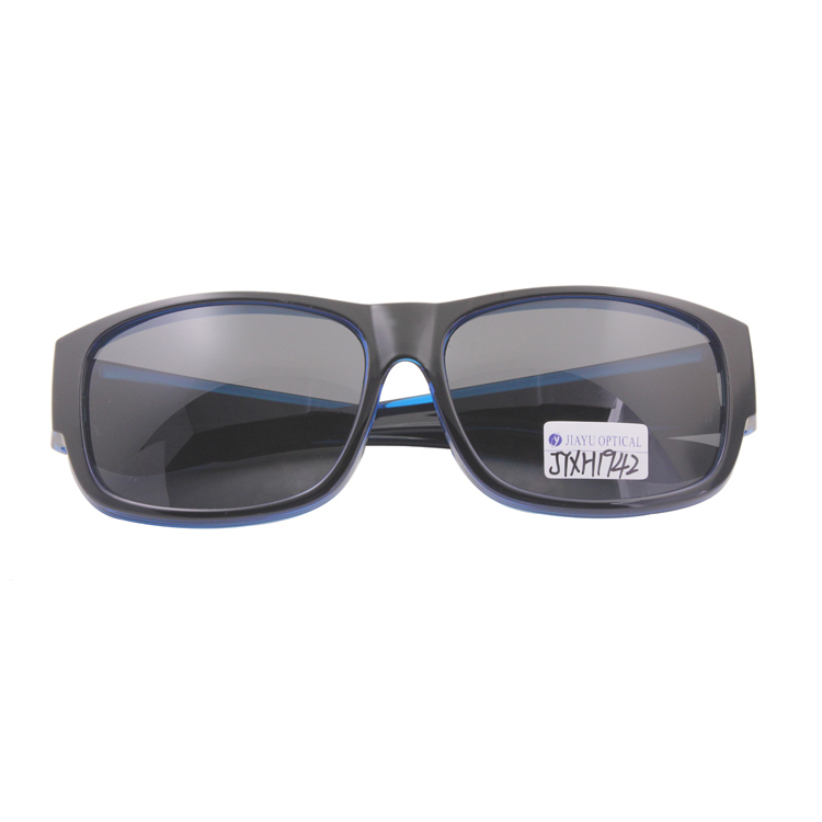 Anti-Scratch Polarized Lenses Sunglasses Fit Over Glasses Sports Eyewear