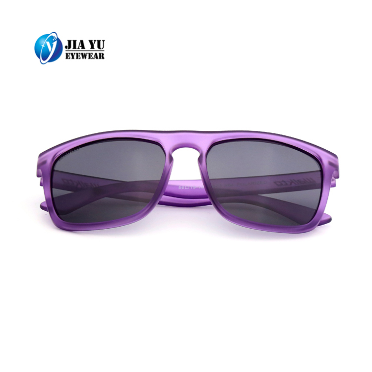China Plastic Eyewear Factory CE UV400 Polarized Retro Fashion Custom Mens Sunglasses With Mirror Lens