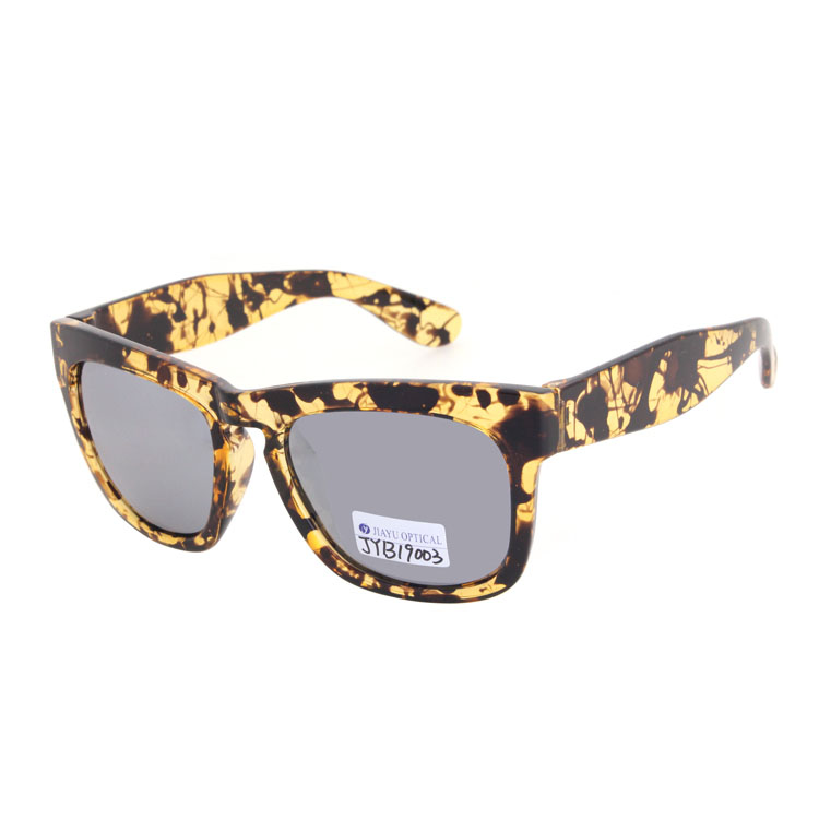 New Fashion Tortoise Sunglasses With PC Lenses Sunglasses Custom Logo Sunglasses