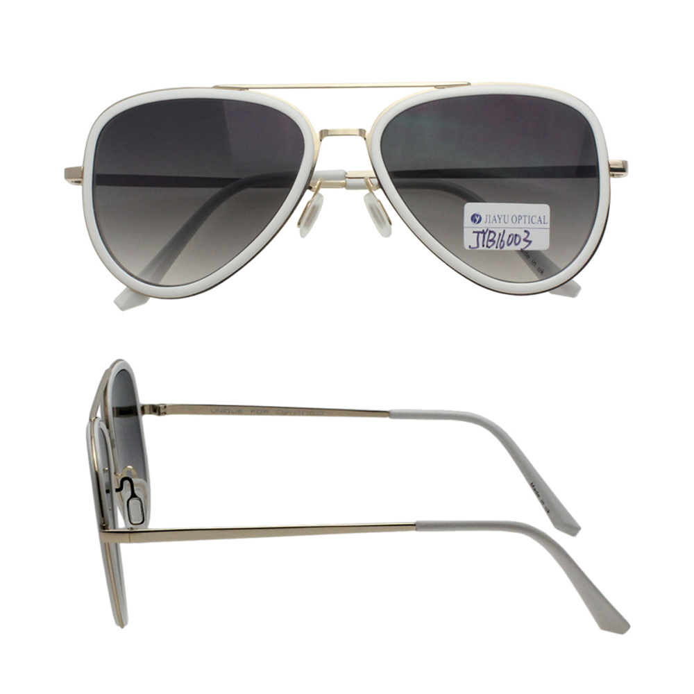 Newest Trending Fashion Plastic Polarized With Metal Temples Unisex Sunglasses