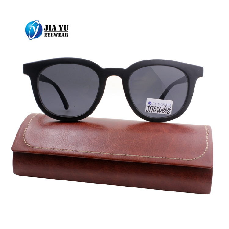 Xiamen Manufacture Black Men Luxury Sunglasses UV 400 Polarized With Metal Logo