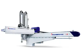 Solution of Automatic In-mold Labeling Manipulator