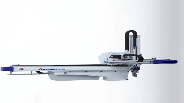 Smart Cartesian Robot Arm for Plastic Injection Molding Machine | Runma