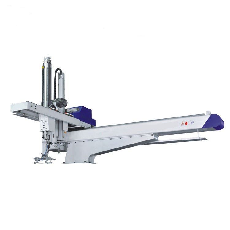 Linear Robot Arm for Injection Molding Machine