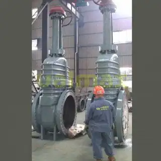 API 600 Gate Valve, ASTM A216 WCB, 44 Inch, Class 150 LB