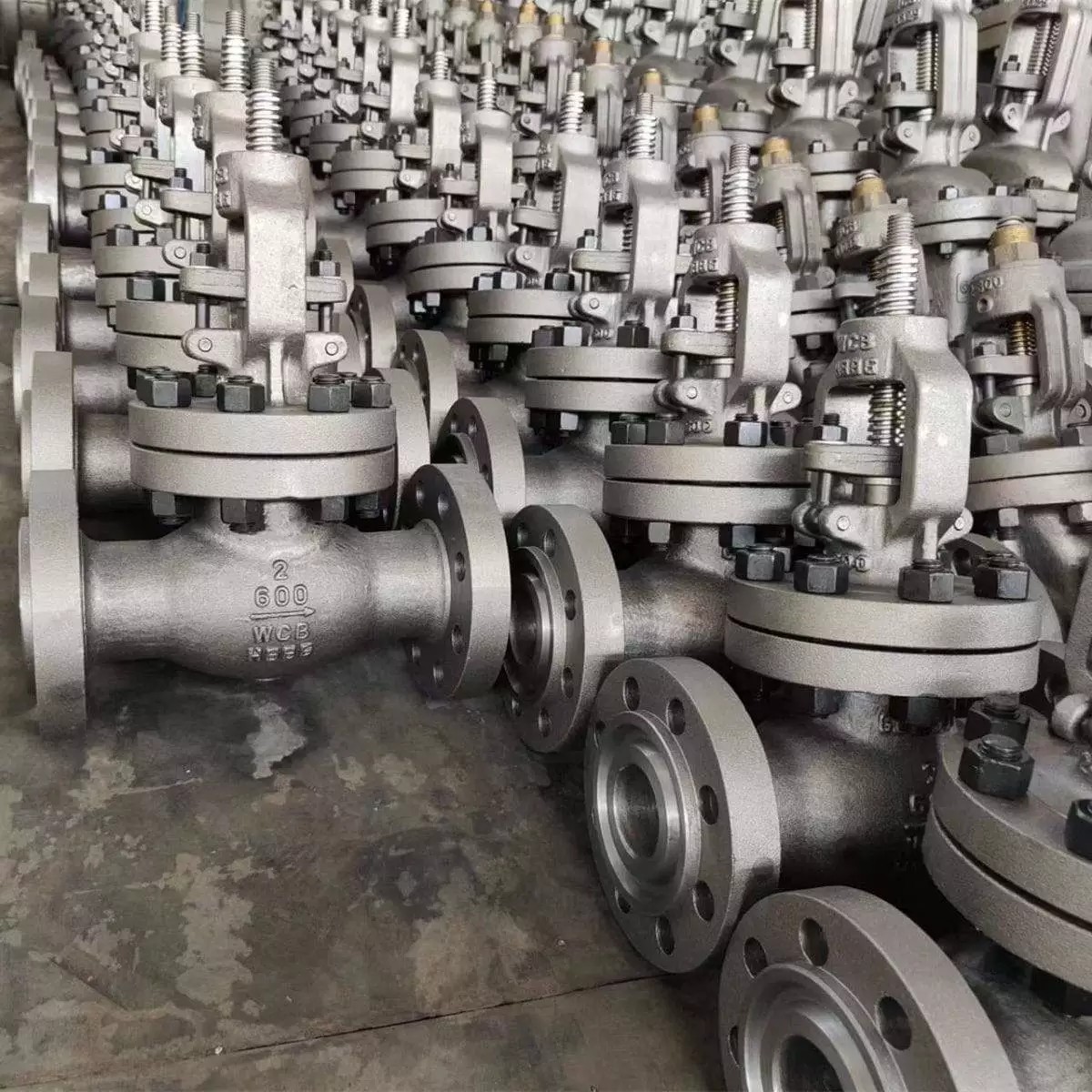 API 600 Gate Valve, ASTM A216 WCB, 2 Inch, Class 600 LB, RF