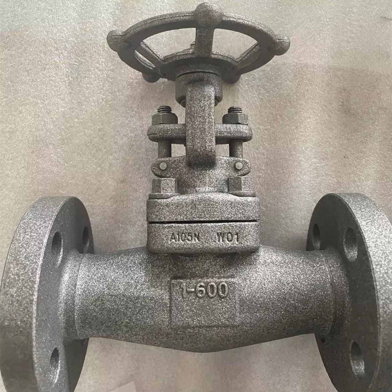 Válvula de portão de caposta parafusada API 602 ASTM A105N 1 polegada 600 LB