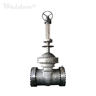 CF3 Gate Valve, 32 Inch, Class 300, ASME B16.34, BB, RF